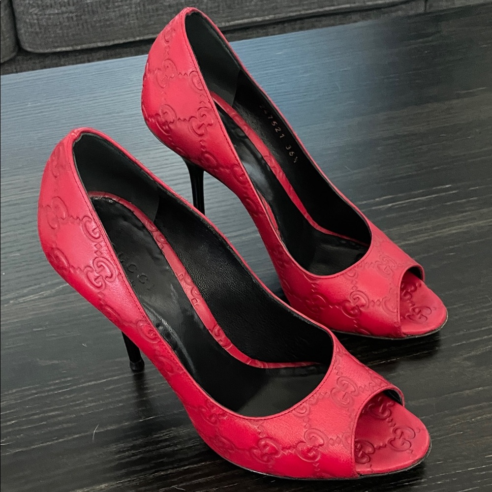 Gucci red peep toe heel size 36.5